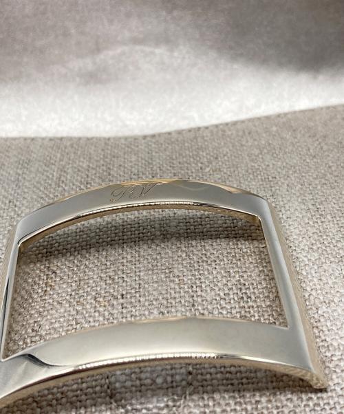 Roger Vivier（ロジェ ヴィヴィエ）Roger Vivier (ロジェ ヴィヴィエ) ビジューショルダーバッグ ベージュの古着・服飾アイテム