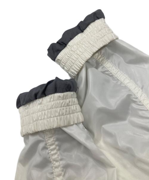 DUVETICA（デュベティカ）DUVETICA (デュベティカ) フーデッドジャケット ホワイト サイズ:Mの古着・服飾アイテム