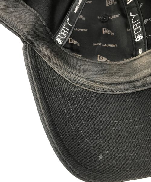 New Era（ニューエラ）New Era (ニューエラ) Yves Saint Laurent (イヴサンローラン) モノグラムキャップ ブラックの古着・服飾アイテム