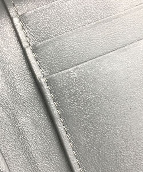 BOTTEGA VENETA（ボッテガベネタ）BOTTEGA VENETA (ボッテガベネタ) カセット フラップカードケース グレーの古着・服飾アイテム