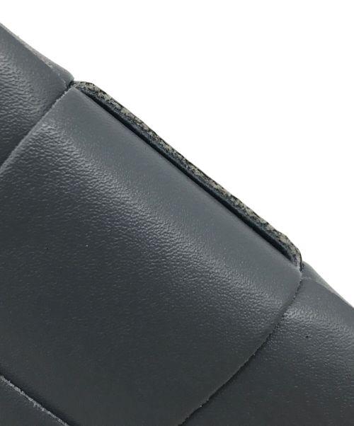 BOTTEGA VENETA（ボッテガベネタ）BOTTEGA VENETA (ボッテガベネタ) カセット フラップカードケース グレーの古着・服飾アイテム