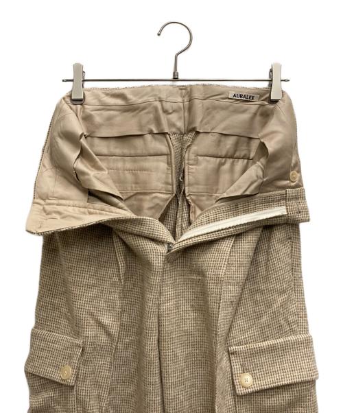 AURALEE（オーラリー）AURALEE (オーラリー) WOOL HAIRLINE LIGHT TWEED CARGO PANTS ベージュ サイズ:1の古着・服飾アイテム