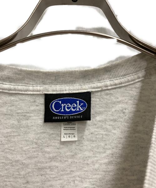 Creek Angler's Device（クリークアングラーズデヴァイス）Creek Angler's Device (クリークアングラーズデヴァイス) Blue Creek Lake Tee グレー サイズ:Ⅼの古着・服飾アイテム