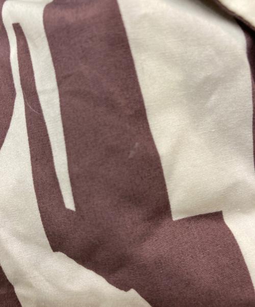 PHEENY（フィーニー）PHEENY (フィーニー) Print typewriter pajamas shirt ベージュ×ブラウン サイズ:FREEの古着・服飾アイテム