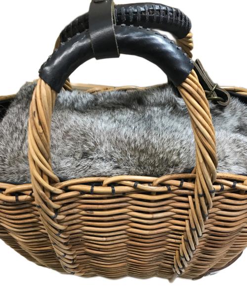 ebagos（エバゴス）ebagos (エバゴス) ファー付きカゴバッグ ベージュの古着・服飾アイテム