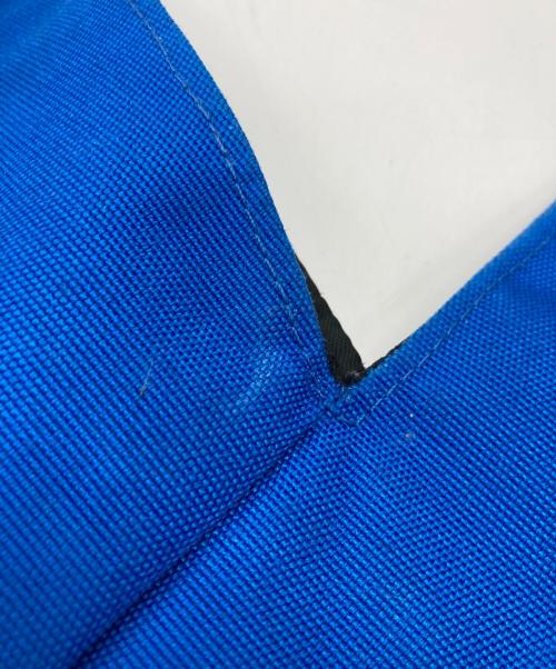 EASTPAK（イーストパック）EASTPAK (イーストパック) MM6 Maison Margiela (エムエムシックス メゾンマルジェラ) ジャパニーズ トート トライアングル バッグ ブルーの古着・服飾アイテム