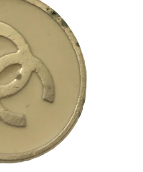 CHANEL（シャネル）CHANEL (シャネル) ラウンドココイヤリング ベージュの古着・服飾アイテム