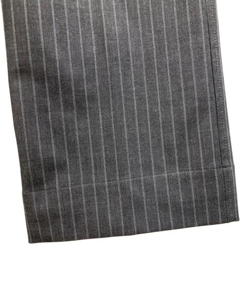 GANNI（ガニー）Ganni (ガニー) Stretch Stripe Mid Waist Pants グレー サイズ:36の古着・服飾アイテム