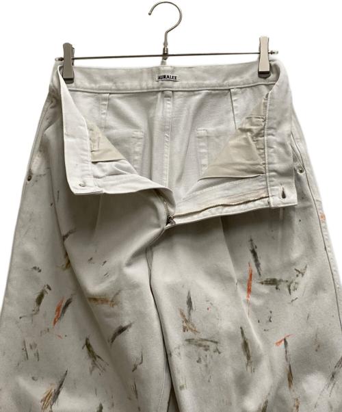 AURALEE（オーラリー）AURALEE (オーラリー) HARD TWIST DENIM HAND PAINTED SLACKS ホワイト サイズ:5の古着・服飾アイテム