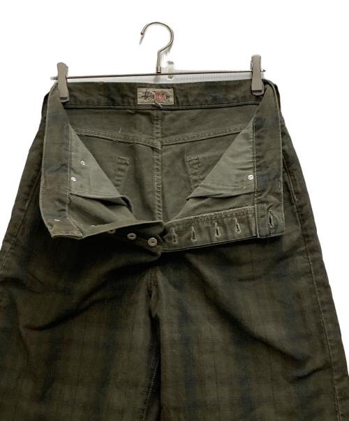 stussy（ステューシー）stussy (ステューシー) チェックバギーショーツ カーキ サイズ:76cm (W30)の古着・服飾アイテム