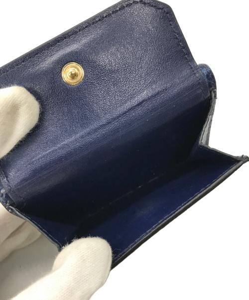 MIU MIU（ミュウミュウ）MIU MIU (ミュウミュウ) クロコ3つ折り財布 ブルーの古着・服飾アイテム