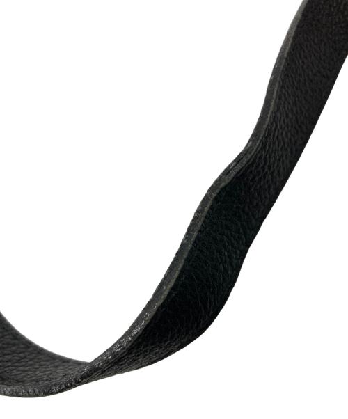 Yves Saint Laurent（イヴサンローラン）Yves Saint Laurent (イヴサンローラン) ハーフムーンショルダーバッグ ブラックの古着・服飾アイテム