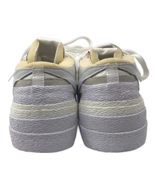 NIKE（ナイキ）NIKE (ナイキ) sacai (サカイ) Blazer Low ホワイト サイズ:28.5の古着・服飾アイテム