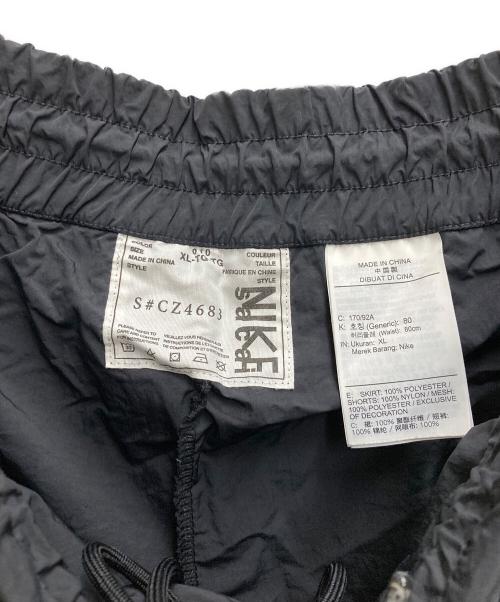 NIKE（ナイキ）NIKE (ナイキ) sacai (サカイ) ナイロンプリーツスカート ブラック サイズ:XLの古着・服飾アイテム
