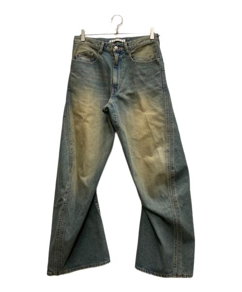 NVRFRGT（ネヴァーフォーゲット）NVRFRGT (ネヴァーフォーゲット) 3D TWISTED WIDE LEG JEANS インディゴ サイズ:2の古着・服飾アイテム