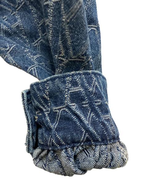 ARMANI EXCHANGE（アルマーニ エクスチェンジ）ARMANI EXCHANGE (アルマーニ エクスチェンジ) オールオーバーロゴ フーデッドデニムブルゾン インディゴ サイズ:XSの古着・服飾アイテム