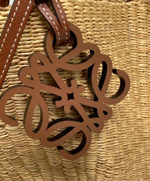 LOEWE（ロエベ）LOEWE (ロエベ) Shell Basket ベージュの古着・服飾アイテム