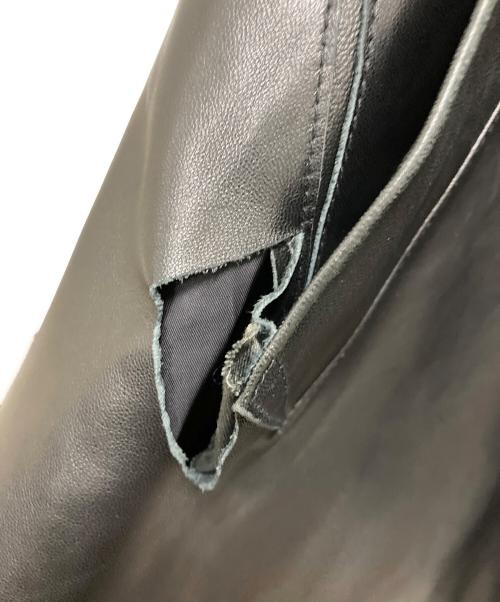 YOKE（ヨーク）YOKE (ヨーク) LEATHER CUT-OFF HALF COAT ブラック サイズ:3の古着・服飾アイテム