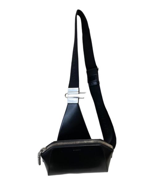 GIVENCHY（ジバンシィ）GIVENCHY (ジバンシィ) Mini Antigona U Crossbody Bag ブラックの古着・服飾アイテム