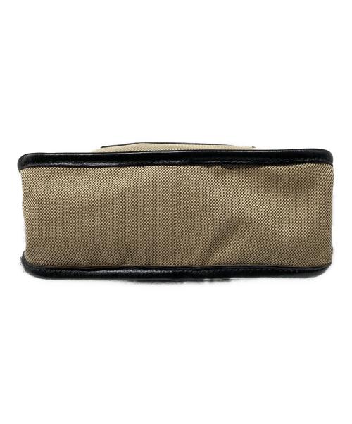 Chloe（クロエ）Chloe (クロエ) ヴィクトリア2WAYロゴバッグ ベージュの古着・服飾アイテム