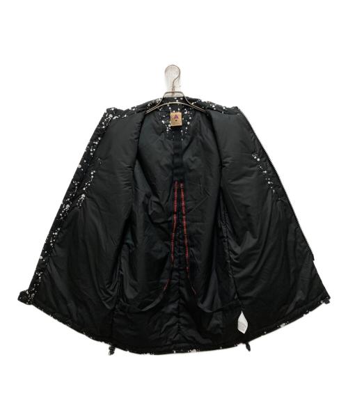 NIKE ACG（ナイキエーシージー）NIKE ACG (ナイキエーシージー) INSULATED JACKET ブラック×ホワイト サイズ:Sの古着・服飾アイテム
