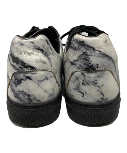 BALENCIAGA（バレンシアガ）BALENCIAGA (バレンシアガ) 大理石柄スニーカー ホワイト×ブラック サイズ:40の古着・服飾アイテム