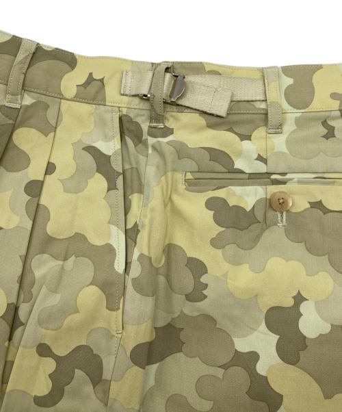 AURALEE（オーラリー）AURALEE (オーラリー) WASHED FINX CAMO TWILL GABARDINE SHORTS ベージュ サイズ:3の古着・服飾アイテム