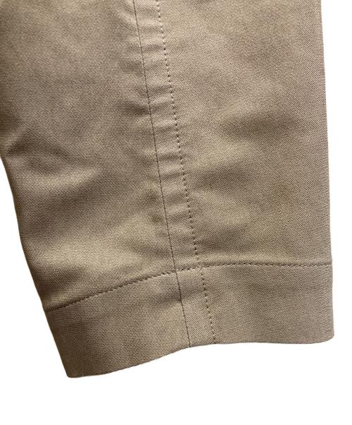 A-POC ABLE ISSEY MIYAKE（エイポック エイブル イッセイ ミヤケ）A-POC ABLE ISSEY MIYAKE (エイポック エイブル イッセイ ミヤケ) サイドプリーツ2Bジャケット ベージュ サイズ:3の古着・服飾アイテム