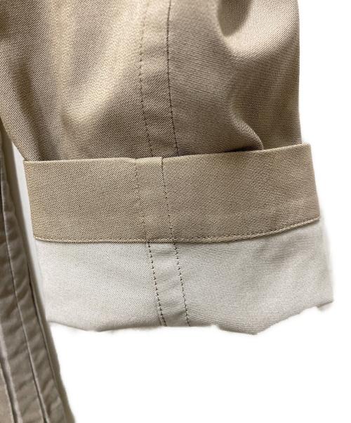 A-POC ABLE ISSEY MIYAKE（エイポック エイブル イッセイ ミヤケ）A-POC ABLE ISSEY MIYAKE (エイポック エイブル イッセイ ミヤケ) サイドプリーツ2Bジャケット ベージュ サイズ:3の古着・服飾アイテム