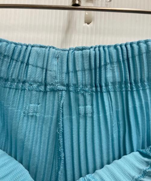 HOMME PLISSE ISSEY MIYAKE（オム プリッセ イッセイ ミヤケ）HOMME PLISSE ISSEY MIYAKE (オムプリッセ イッセイ ミヤケ) プリーツパンツ ブルー サイズ:1の古着・服飾アイテム