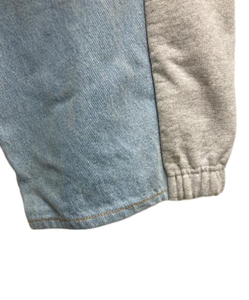 SUPREME（シュプリーム）SUPREME (シュプリーム) BLESS (ブレス) SWEATPANT JEAN ブルー×グレー サイズ:S/Mの古着・服飾アイテム