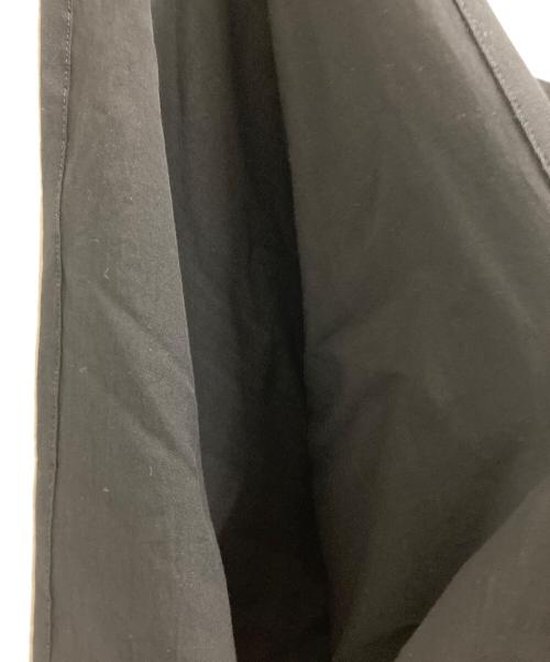 LIMI feu（リミフゥ）LIMI feu (リミフゥ) アシンメトリー長方形ケープ ブラック サイズ:Sの古着・服飾アイテム