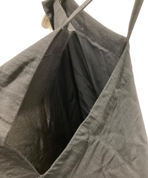 LIMI feu（リミフゥ）LIMI feu (リミフゥ) アシンメトリー長方形ケープ ブラック サイズ:Sの古着・服飾アイテム