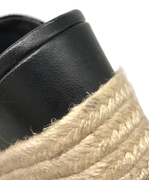 TSURU by MARIKO OIKAWA（ツルバイマリコオイカワ）Tsuru by Mariko Oikawa (ツルバイマリコオイカワ) ビジューサンダル ブラック サイズ:35の古着・服飾アイテム