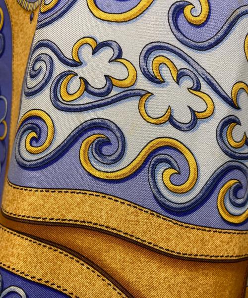 HERMES（エルメス）HERMES (エルメス) シルクスカーフ切替ニットシャツ ネイビー サイズ:Sの古着・服飾アイテム