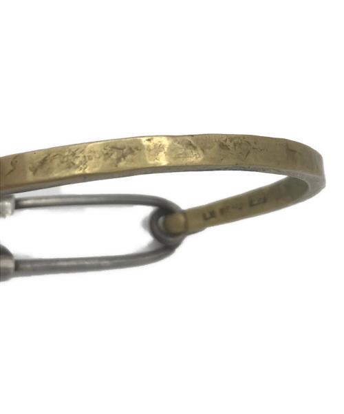 Giles & Brother（ジャイルスアンドブラザー）GILES & BROTHER (ジャイルスアンドブラザー) Safety Pin ID Cuff Silver Bracelet ゴールドの古着・服飾アイテム