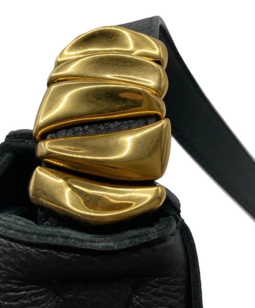 BOTTEGA VENETA（ボッテガベネタ）BOTTEGA VENETA (ボッテガベネタ) カセットクロスボディバッグ ブラックの古着・服飾アイテム