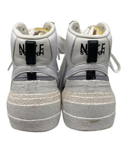 NIKE（ナイキ）NIKE (ナイキ) sacai (サカイ) BLAZER MID WHITE/WOLF GREY ホワイト サイズ:US 10の古着・服飾アイテム