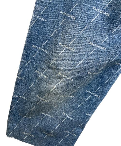 BALENCIAGA（バレンシアガ）BALENCIAGA (バレンシアガ) 総ロゴデニムパンツ インディゴ サイズ:26の古着・服飾アイテム
