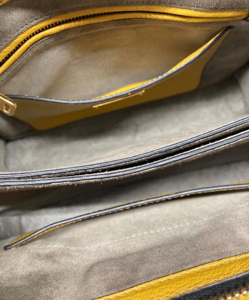 MIU MIU（ミュウミュウ）MIU MIU (ミュウミュウ) 2WAYショルダーバッグ イエローの古着・服飾アイテム