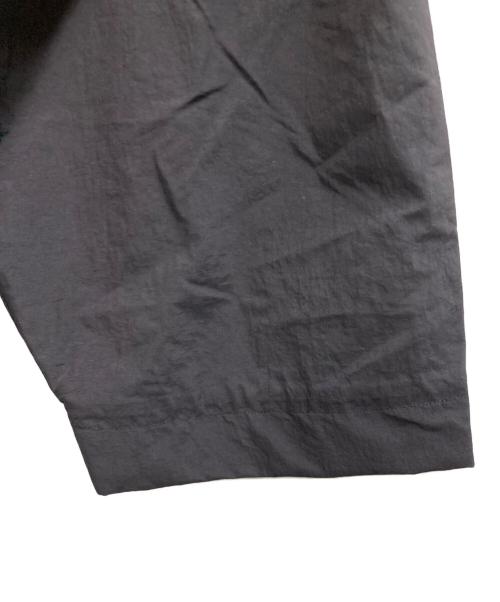 meanswhile（ミーンズワイル）meanswhile (ミーンズワイル) Nylon Wrap Over Coat ブラック サイズ:3の古着・服飾アイテム