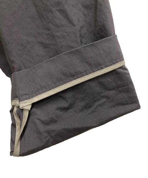 meanswhile（ミーンズワイル）meanswhile (ミーンズワイル) Nylon Wrap Over Coat ブラック サイズ:3の古着・服飾アイテム