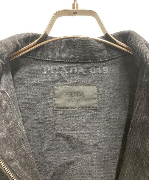 PRADA（プラダ）PRADA (プラダ) ロゴプレートデニムジップアップジャケット ブラック サイズ:Sの古着・服飾アイテム
