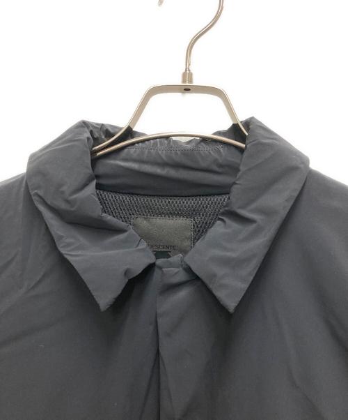 DESCENTE ALLTERRAIN（デザイント オルテライン）DESCENTE ALLTERRAIN (デザイント オルテライン) インビジブルダウンコーチジャケット ブラック サイズ:Mの古着・服飾アイテム