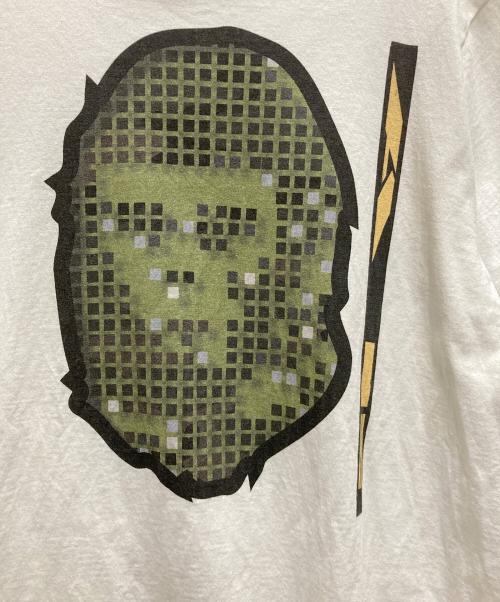 A BATHING APE（ア ベイシング エイプ）A BATHING APE (ア ベイシング エイプ) NW 20 Exhibition Tシャツ ホワイト サイズ:Mの古着・服飾アイテム