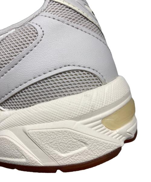 emmi meets ASICS（アシックス）emmi meets ASICS (アシックス) スニーカー ホワイト サイズ:US 8の古着・服飾アイテム