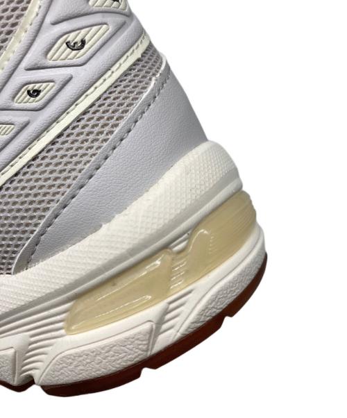 emmi meets ASICS（アシックス）emmi meets ASICS (アシックス) スニーカー ホワイト サイズ:US 8の古着・服飾アイテム