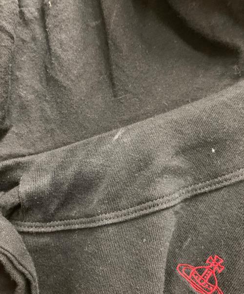 Vivienne Westwood RED LABEL（ヴィヴィアンウエストウッドレッドレーベル）Vivienne Westwood RED LABEL (ヴィヴィアンウエストウッドレッドレーベル) オーブ刺繍プルオーバーパーカー ブラック サイズ:Ⅿの古着・服飾アイテム