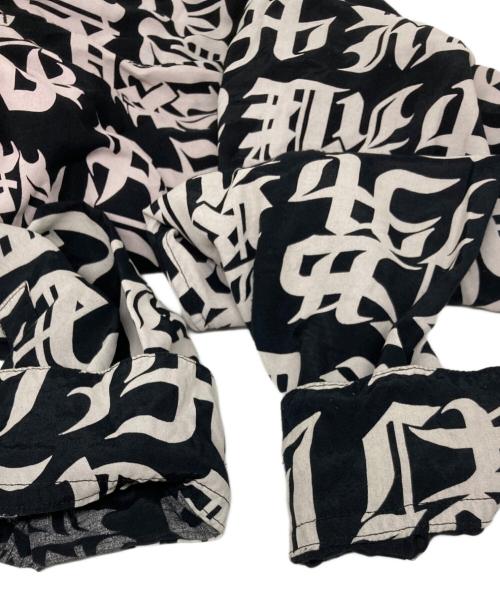 SASQUATCHfabrix.（サスクワッチファブリックス）SASQUATCHfabrix. (サスクワッチファブリックス) 丸岡和吾 (マルオカカズミチ) 総柄レーヨンシャツ ブラック サイズ:Mの古着・服飾アイテム