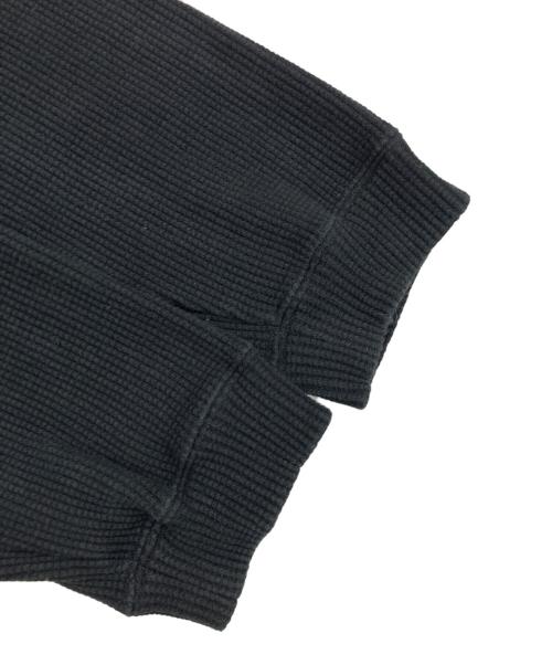 UNIVERSAL PRODUCTS.（ユニバーサルプロダクツ）UNIVERSAL PRODUCTS. (ユニバーサルプロダクツ) YAAH WAFFLE CARDIGAN ブラック サイズ:Lの古着・服飾アイテム